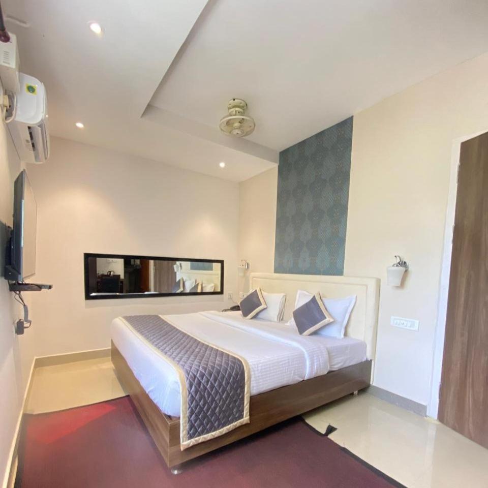 Montecarlo Hotel Mahabalipuram Luaran gambar
